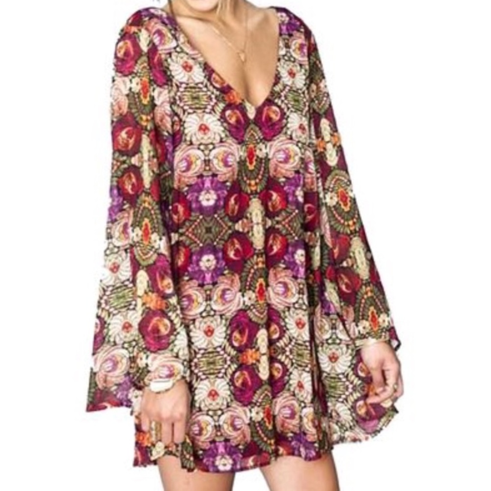 Show Me Your Mumu Gabby Low Back - in Wild Jewels